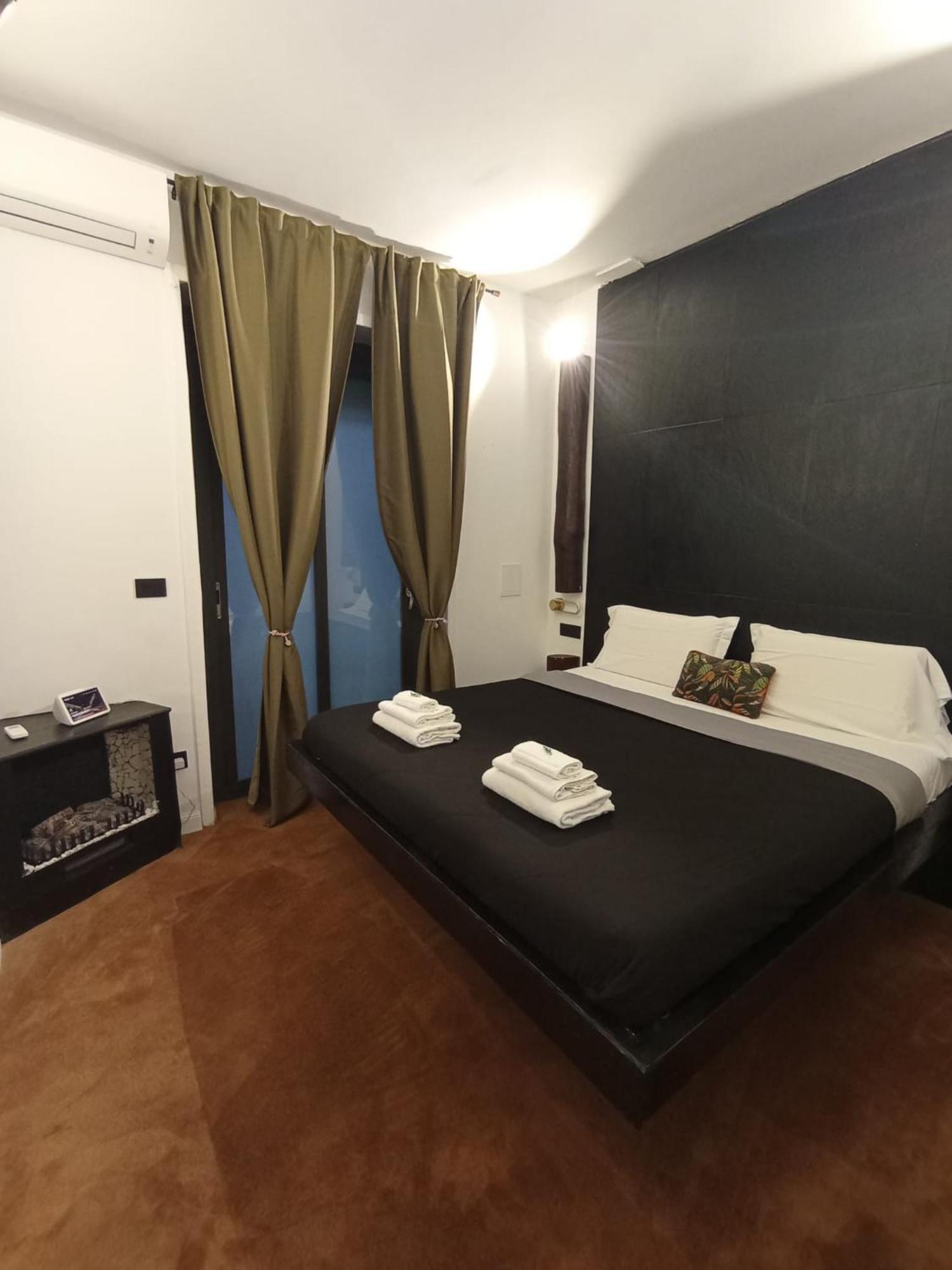 President Plaza Vip Suite Spa By Babylon Stay Nápoles Exterior foto