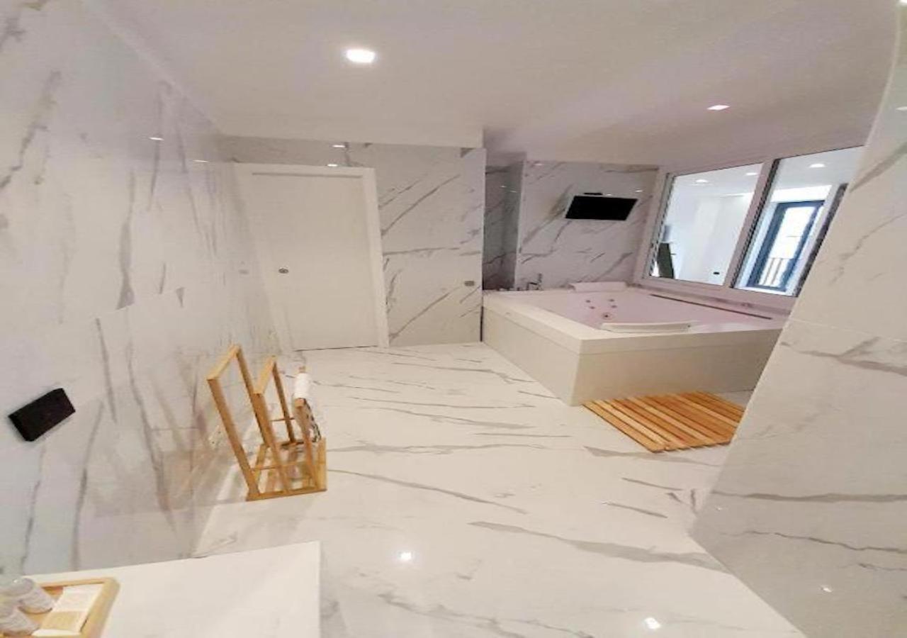 President Plaza Vip Suite Spa By Babylon Stay Nápoles Exterior foto